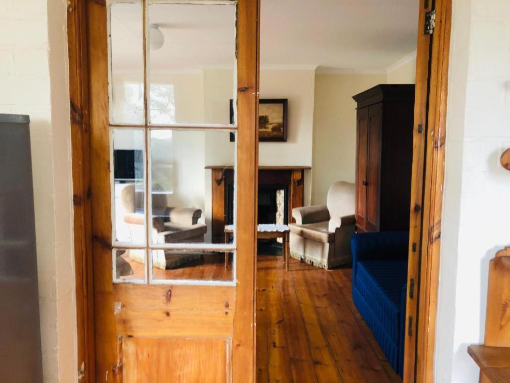 Green Lantern Inn Van Reenen Room photo