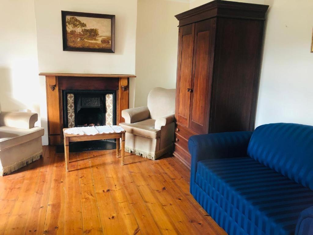 Green Lantern Inn Van Reenen Room photo